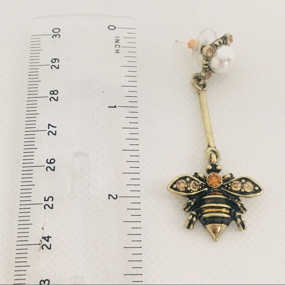 Enamel Bee Crystal Wings Dangle Earrings NWT - Picture 5 of 8
